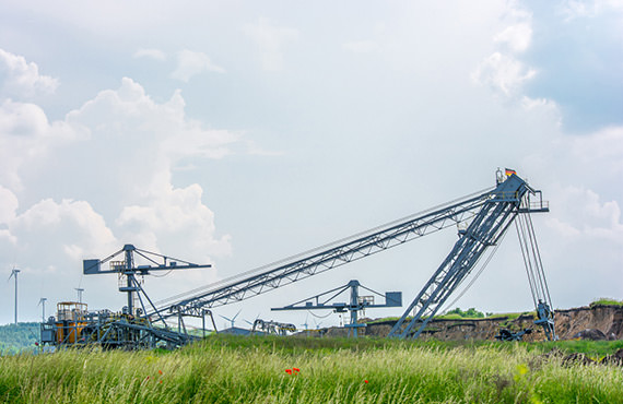 As the keystones of extraction activity, electric rope shovels and draglines are typically relied on for uninterrupted 24/7 service. 